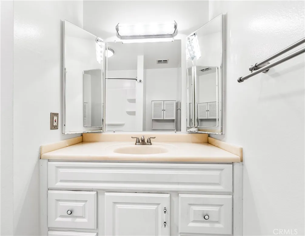 6600 Warner Avenue 118, Huntington Beach, California 92647 home-pic-31